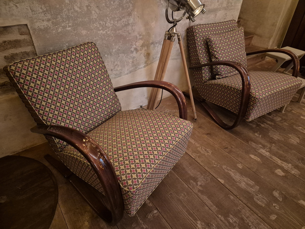 armchairs Jindřich Halabala H269