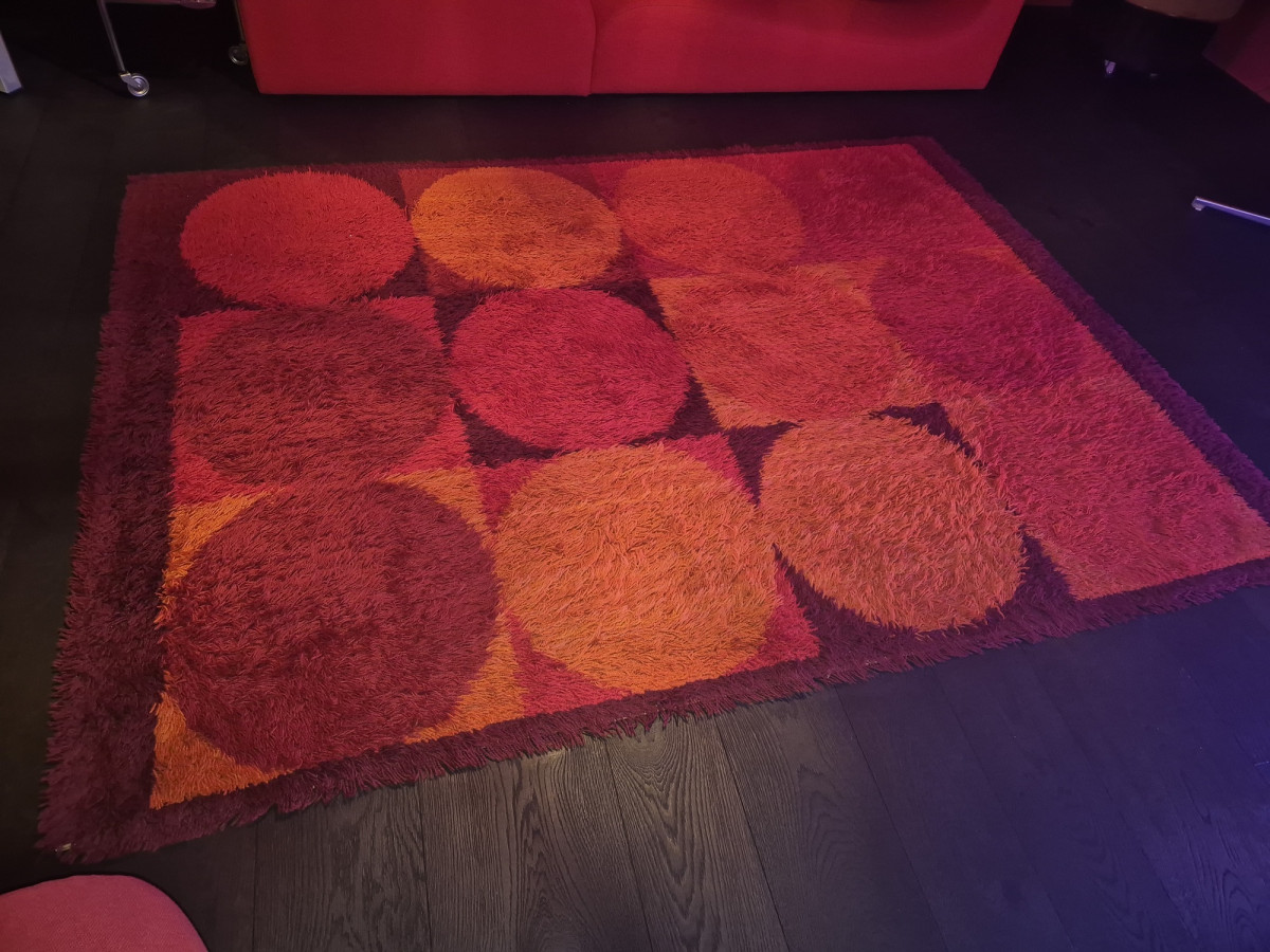 Space Age carpet