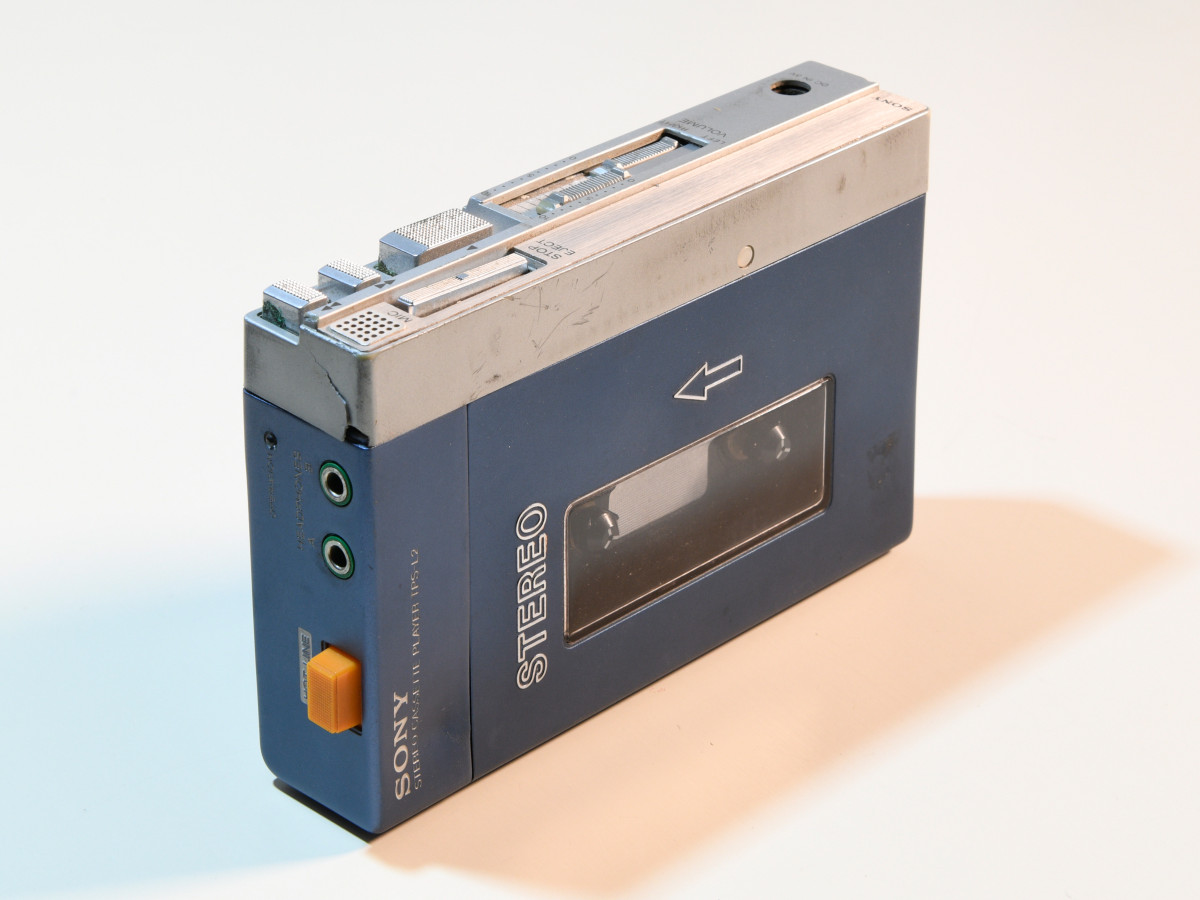 Sony TPS-L2
