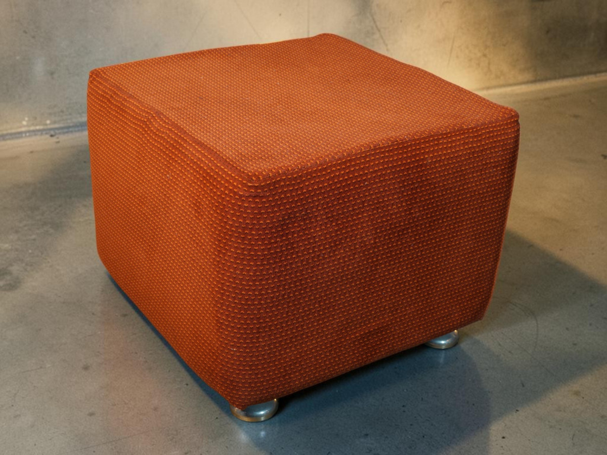 terracotta stools